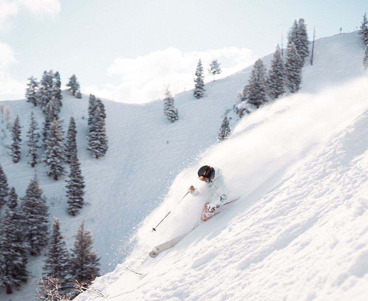 It’s the moment we’ve been waiting for. Please join us in welcoming the ‘25-’26 ski and snowboard season, including 60 new acres of terrain and a stunning ridge run.