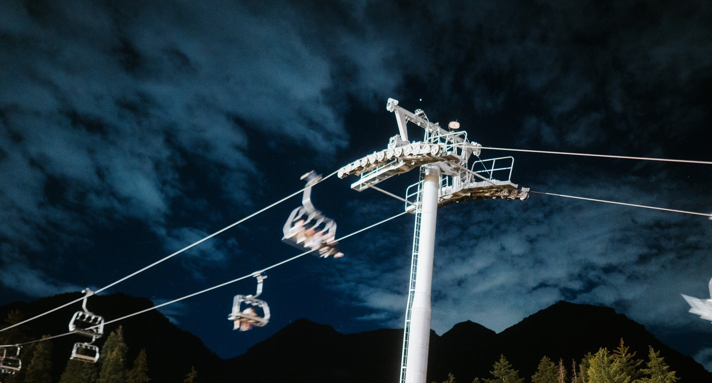Full Moon lift ride at Sundance Mountain Resort
