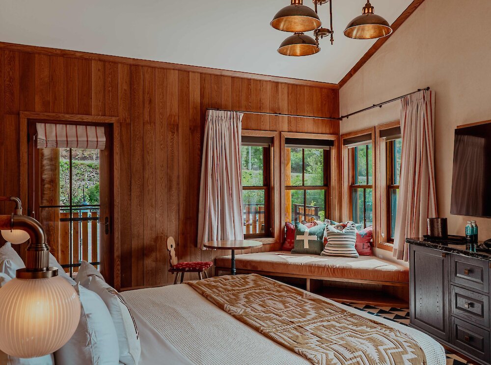 Cascade Suite at the Inn.