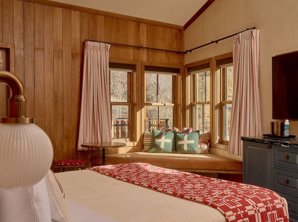 Cascade Suite at the Inn.