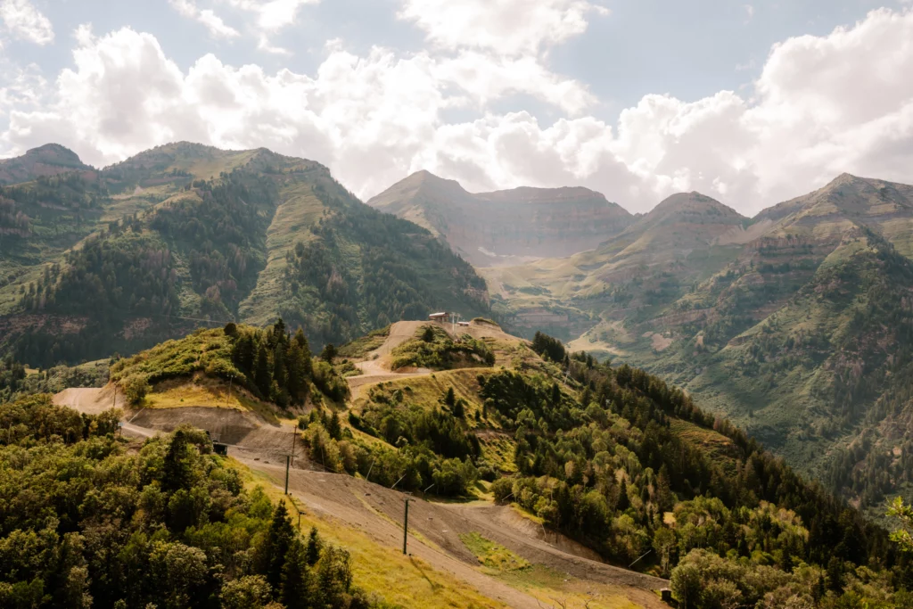 Breathtaking landscape view of Sundance Mountain Resort in the summer. 